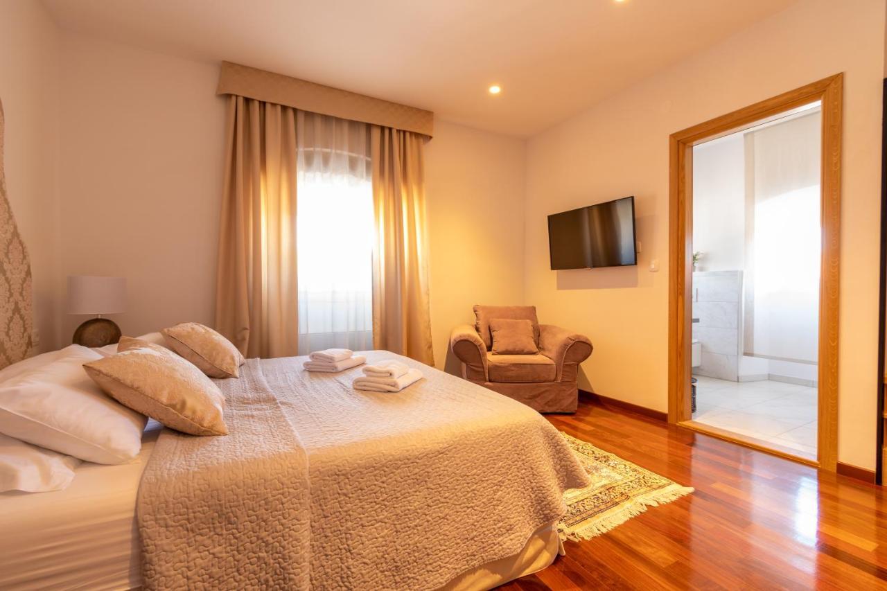 B&B Heritage Villa Apolon Stari Grad  Exterior foto