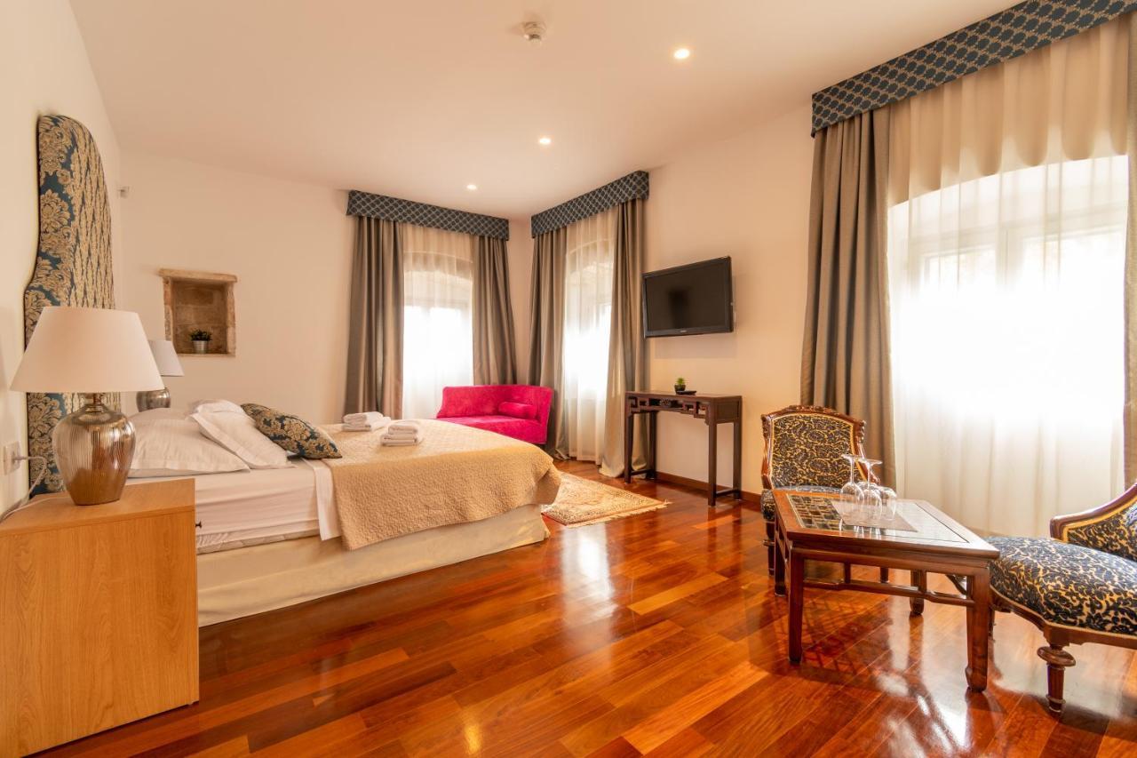 B&B Heritage Villa Apolon Stari Grad  Exterior foto