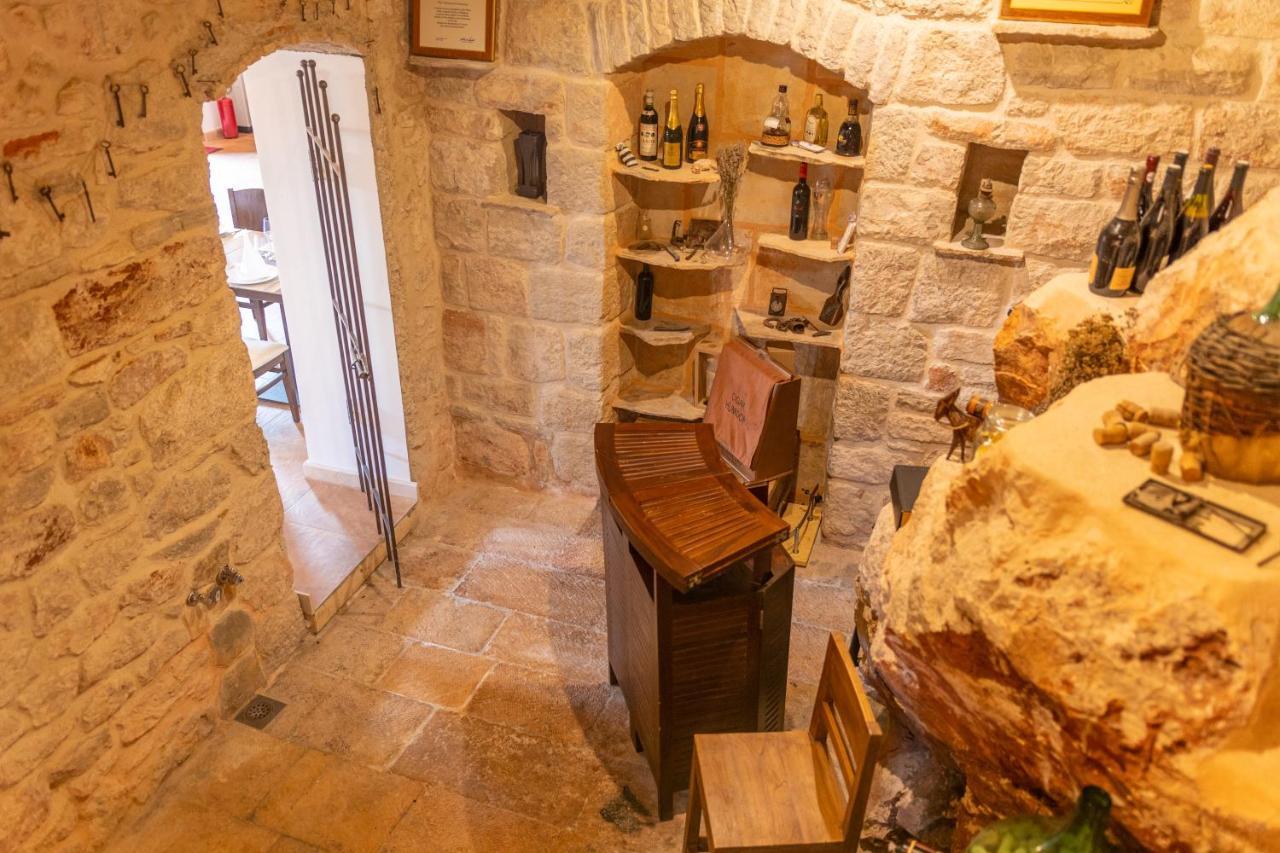 B&B Heritage Villa Apolon Stari Grad  Exterior foto